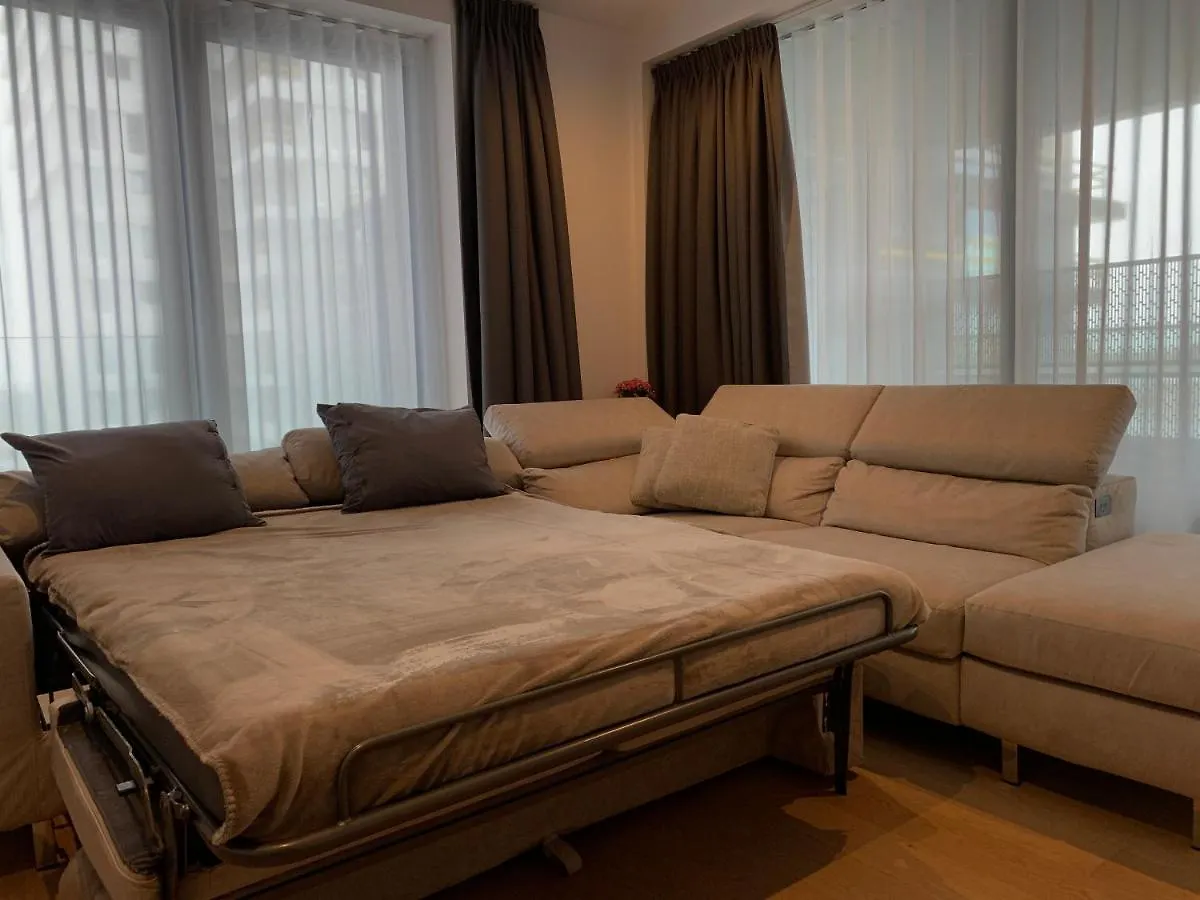 Stijlvol Appartement In Trendy Wijk Oostende شقة أوستيند